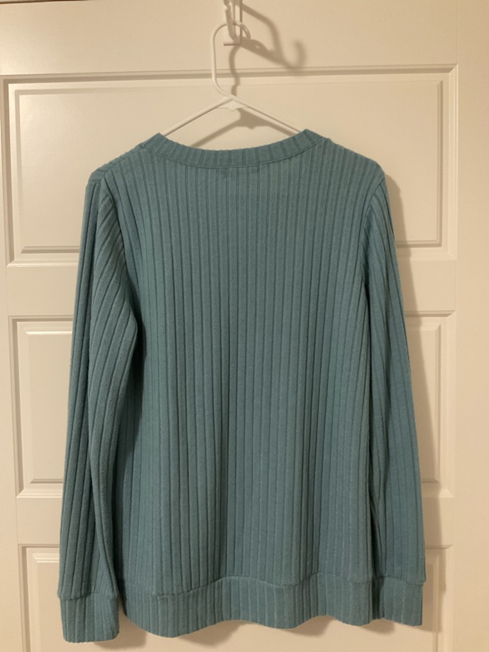Sweater - Picture 3 of 3